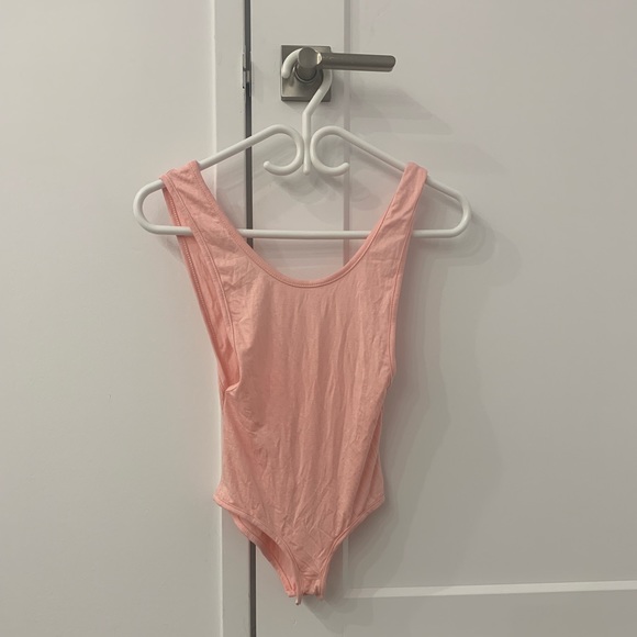 SEXY SIDE CUT OUT BODYSUIT - Picture 2 of 4